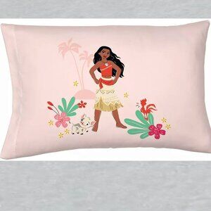 Disney Moana Reversible Pillowcase Measures 20 x 30 inches